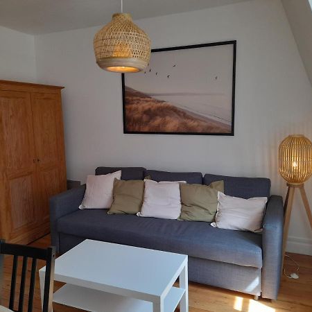 Charmante Villa Plein Sud 50M De La Plage - Balcon Vue Laterale Sur Mer - Equipee De La Fibre, Wifi, Internet Mers-les-Bains Exterior foto
